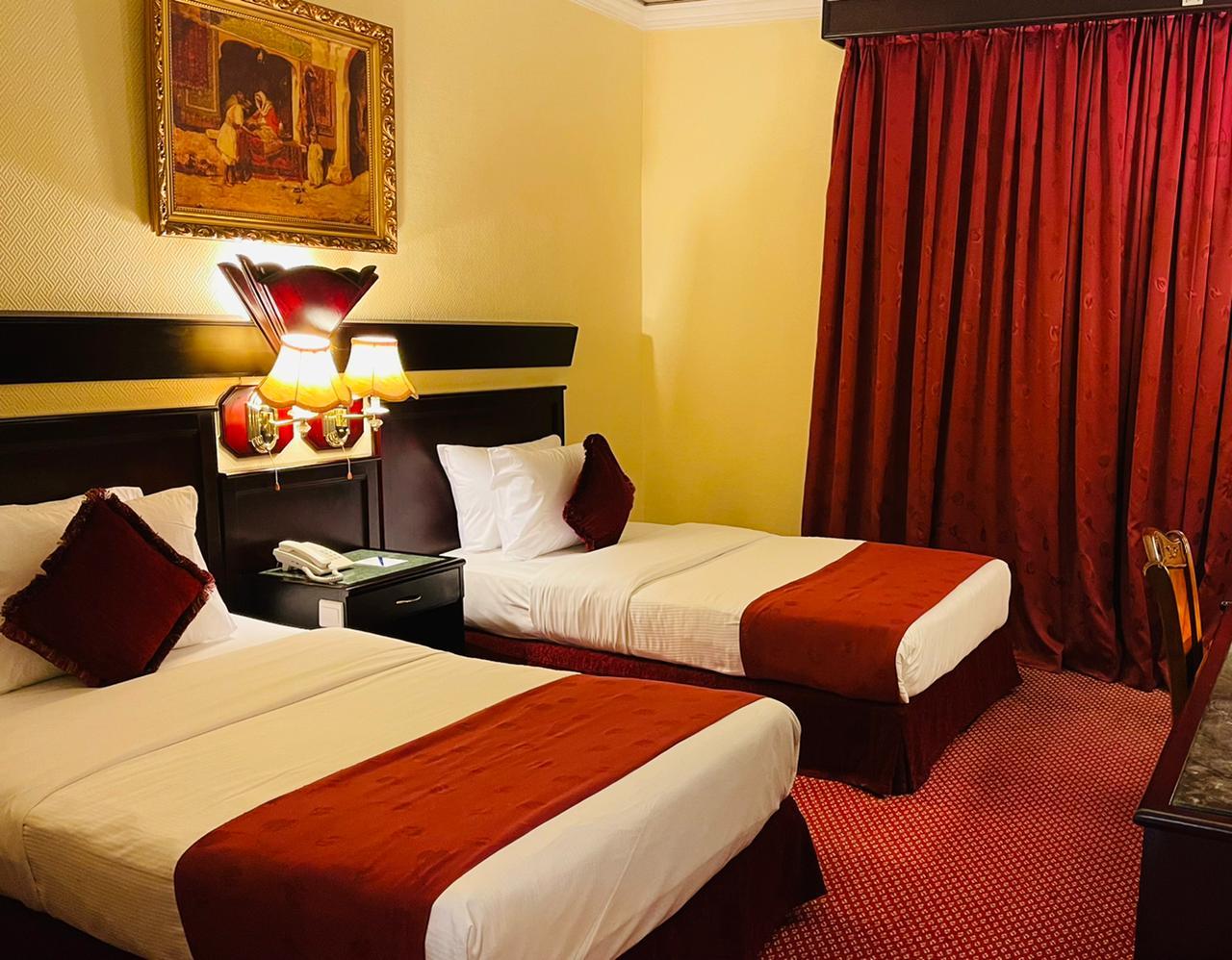 Claridge Hotel Дубай Екстер'єр фото