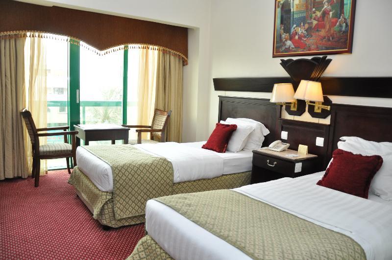Claridge Hotel Дубай Екстер'єр фото